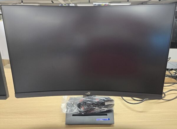 [開箱品] ASUS ROG Strix XG27WCS USB Type-C 電競顯示器 – 27吋 2560x1440，曲面，180Hz（144Hz 以上），1ms（GTG），Fast VA，Extreme Low Motion Blur，USB Type-C，FreeSync，DisplayWidget Center，三腳架插孔，HDR (MO-AX27WCS+LB-MON)